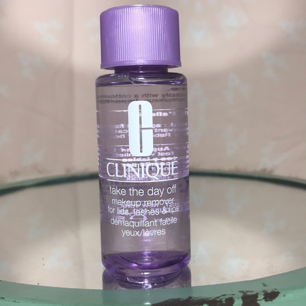 Clinique - Take the Day Off Makeup Remover